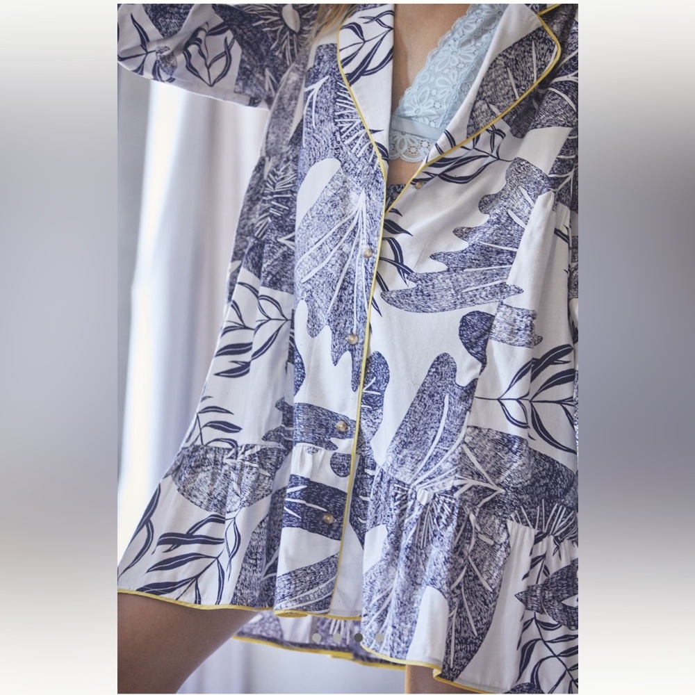 🔻LAST CHANCE🔻 CAMILLE CABANES x ANTHROPOLOGIE Botanical Flannel Pajama Top (top) - Picture 2 of 9
